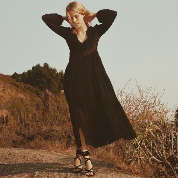 NEW Doen Fete Velvet Lace Up Sandals Size 5 - Picture 2 of 6